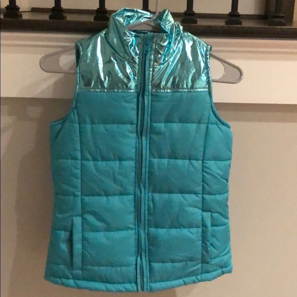 Girls vest 💚 (Never Worn!)